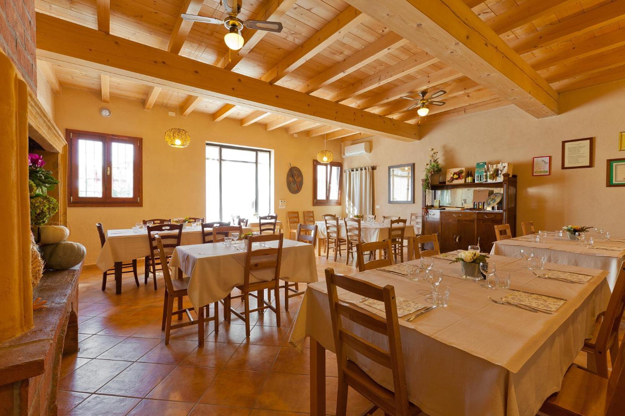 Agriturismo Con Cucina Tipica Nuova Scardua Cavriana Exterior foto